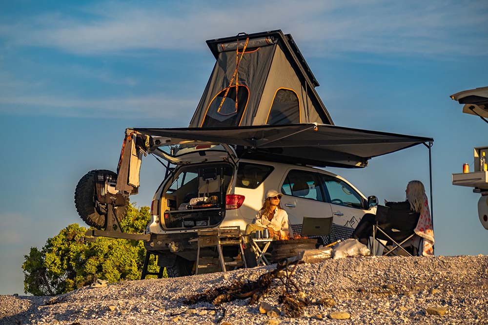 180 Shadow Awning - by Alu-Cab