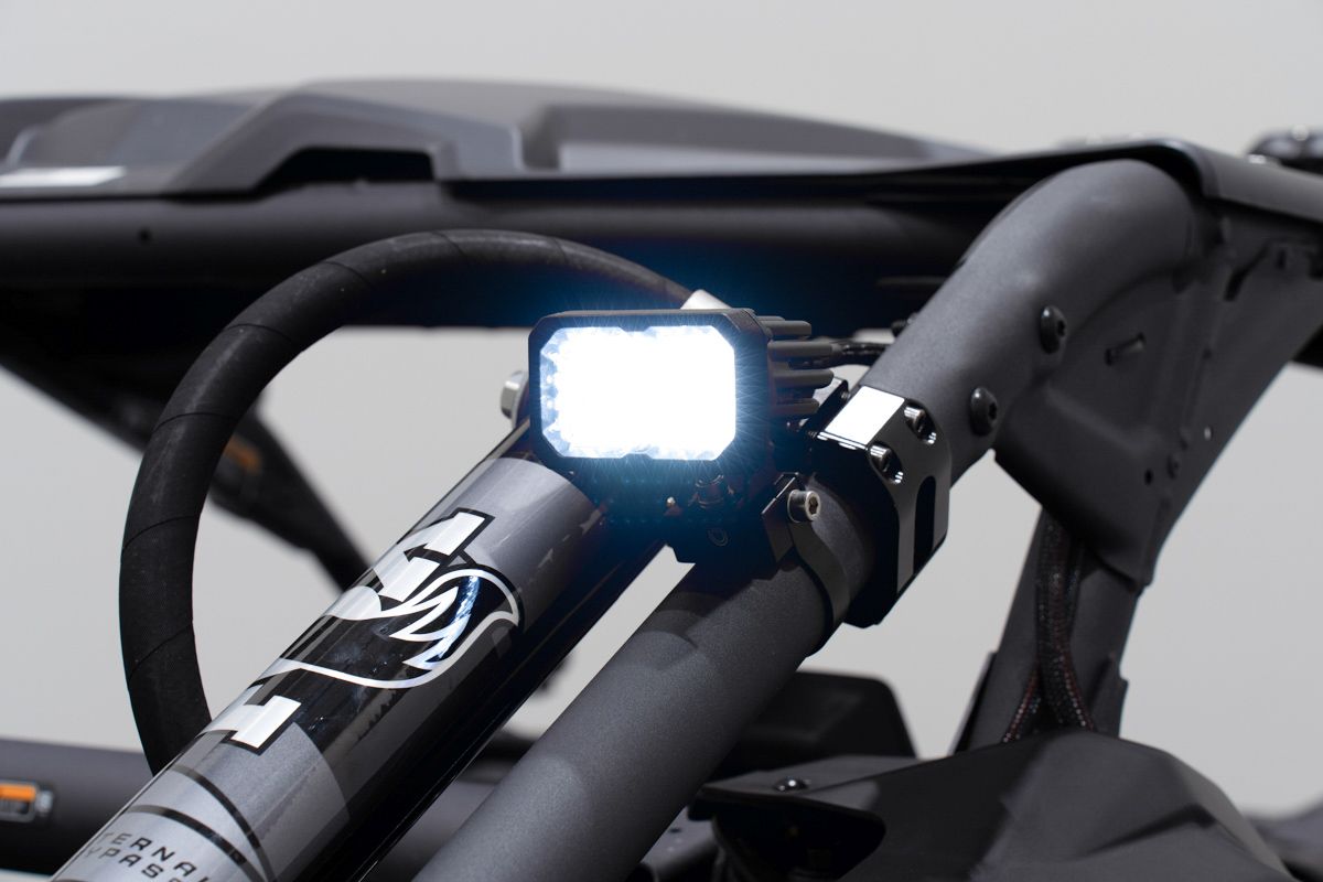 Stage Series Reverse Light Kit For 2017-2025 Can-Am Maverick X3 - by Diode Dynamics