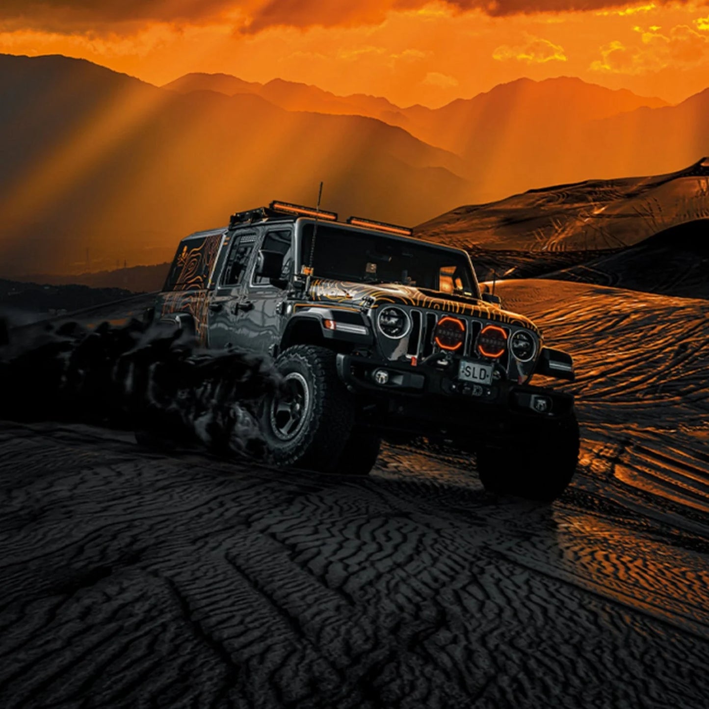 Siberia Skylord 9" LED Light in White - by Strands
