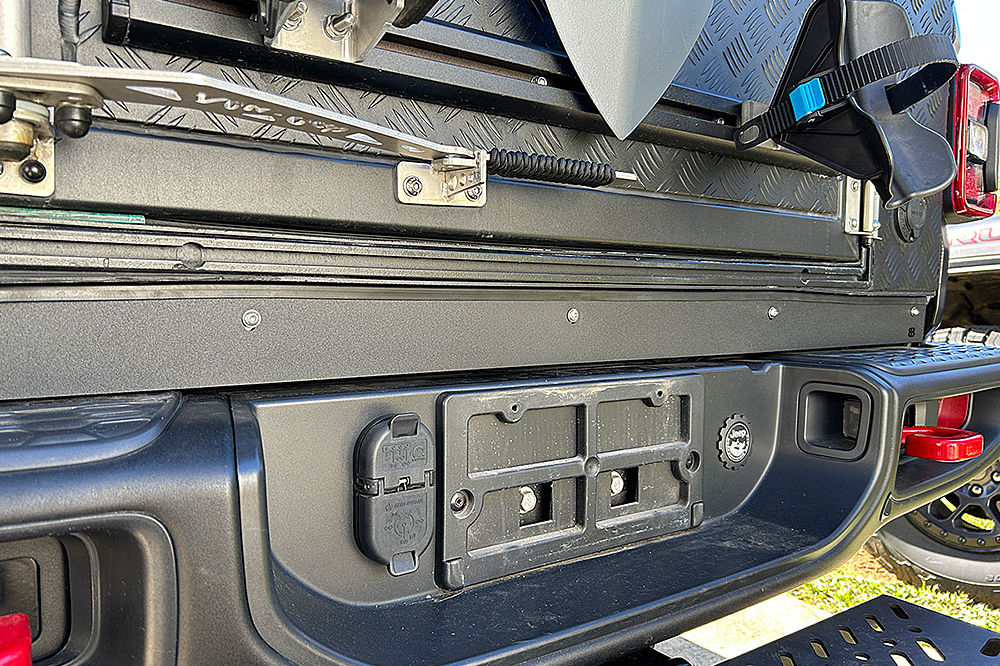Alu-Cab Canopy Camper Rear Filler Panel for Jeep Gladiator - By Eight13 Fabrications & Designs