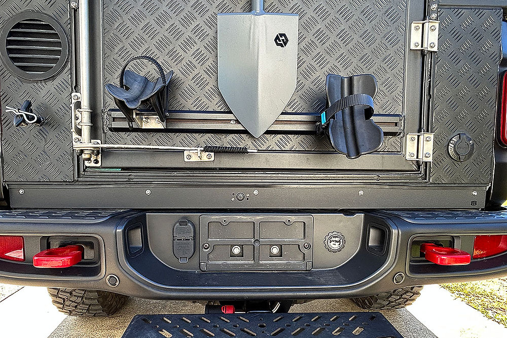 Alu-Cab Canopy Camper Rear Filler Panel for Jeep Gladiator - By Eight13 Fabrications & Designs