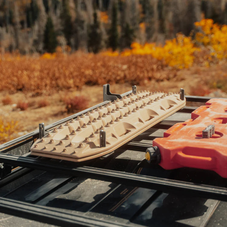 Universal Recovery Board Plate - by TrailRax