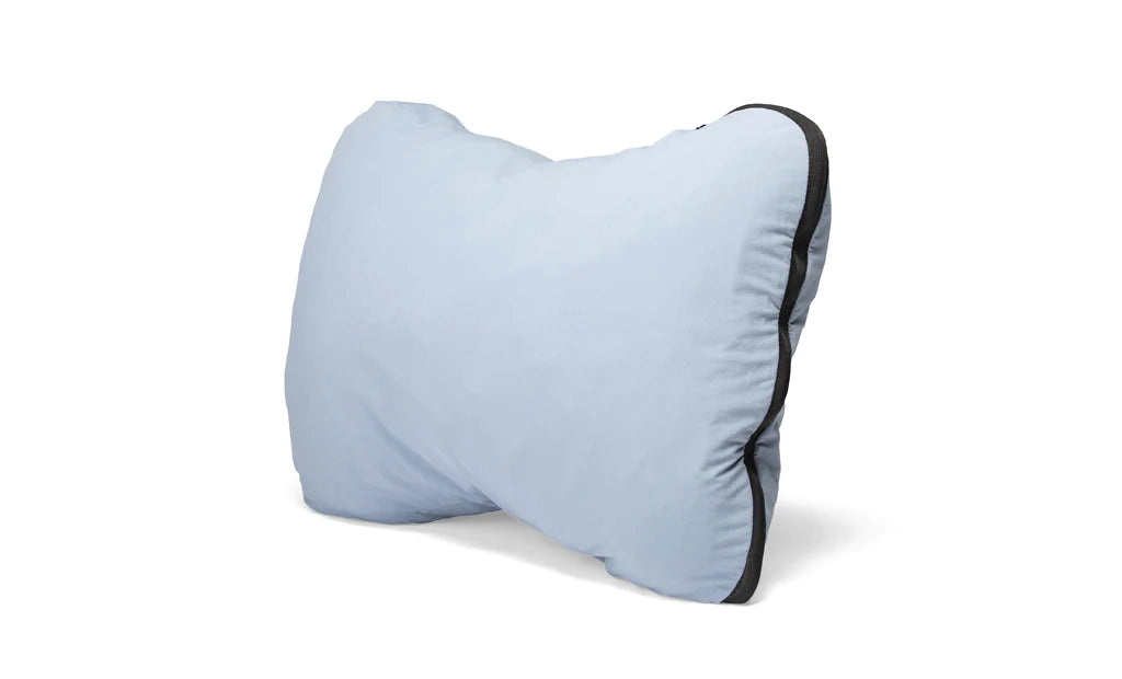 Camp Pillow - by Hest