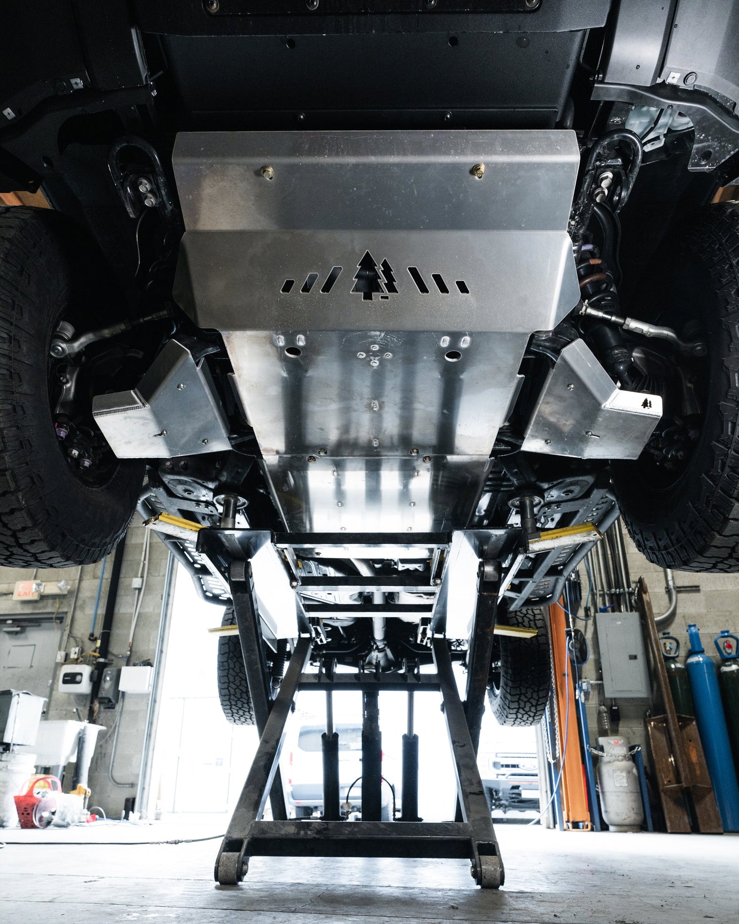 4TH GEN TACOMA FULL ENGINE SKID PLATE - BY GREENLANE OFFROAD