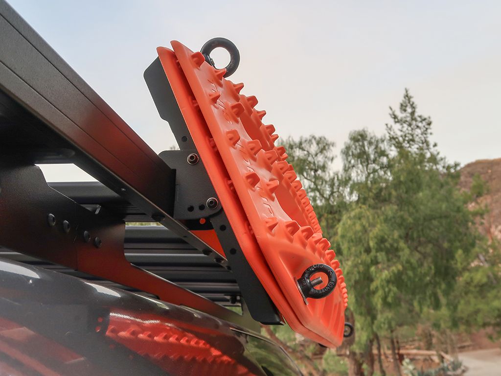 Recovery Board and Gear Holding Side Brackets - by Front Runner
