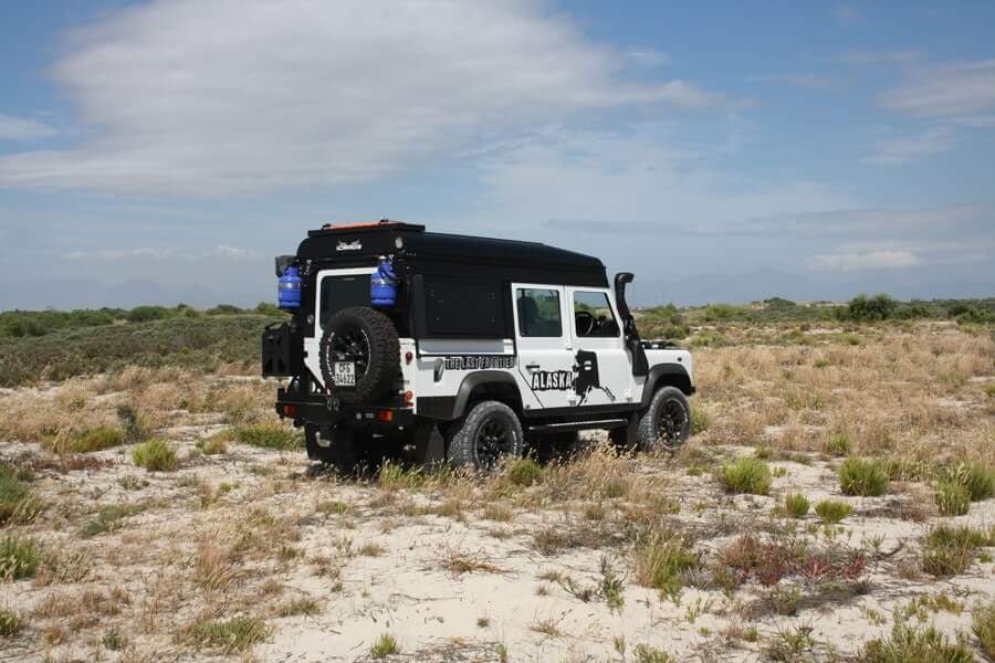 Icarus Roof Conversion Kit Defender 110 (Black) - by Alu-Cab