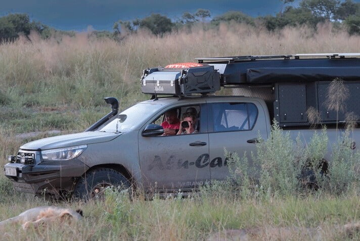 Alu cab roof online box