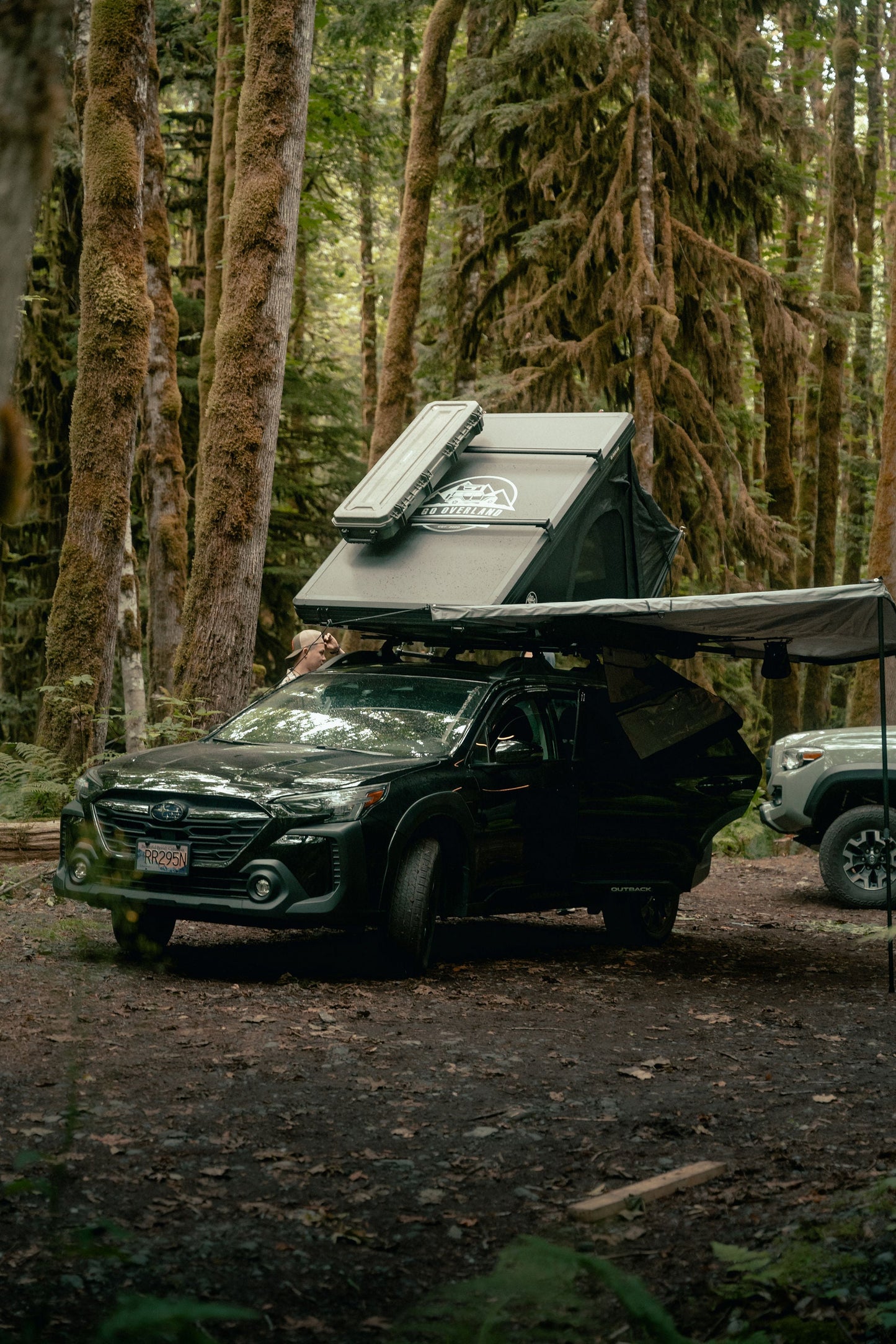 180 Awning Freestanding - by Go Overland Canada