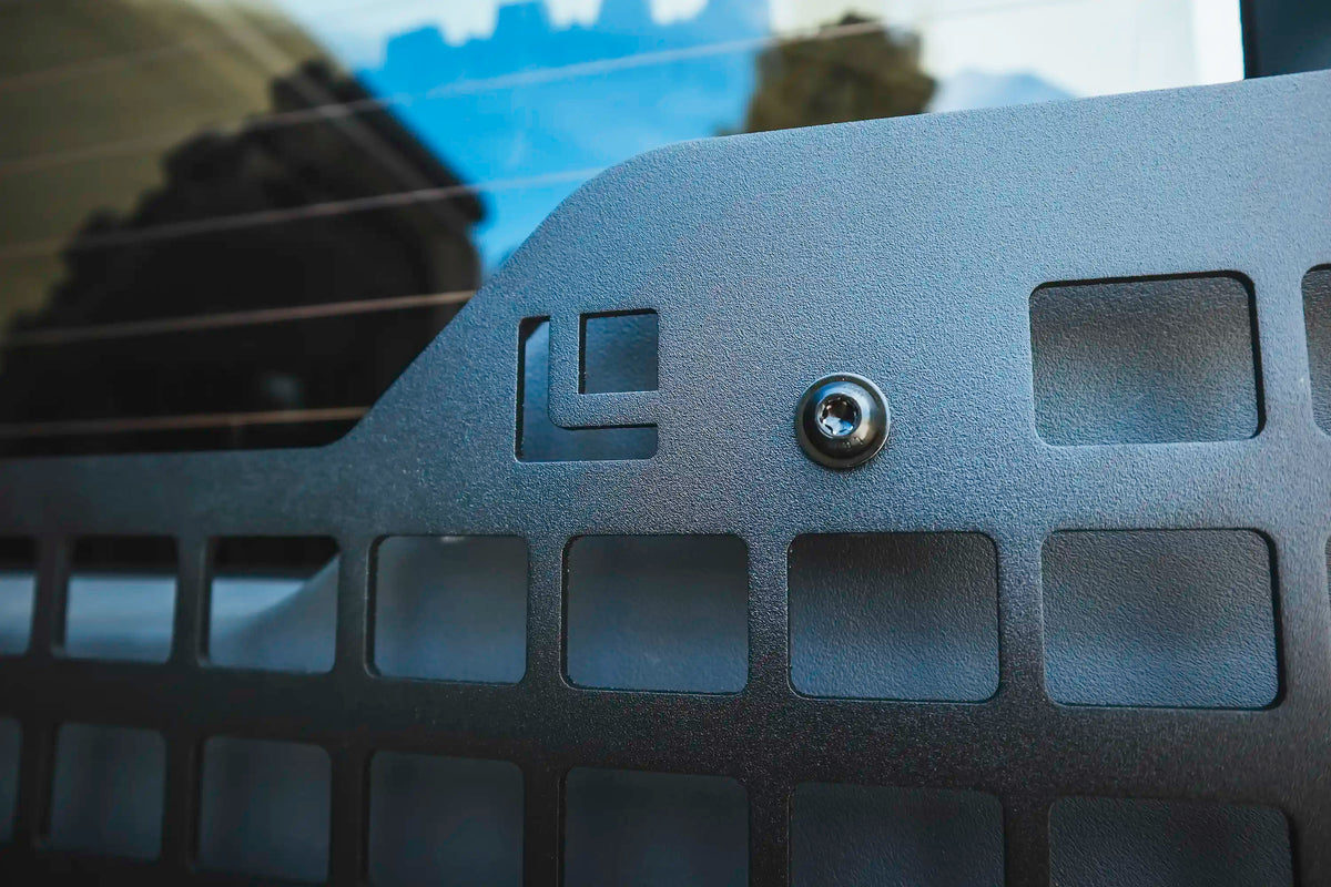 Grenadier Rear Passenger Grid - by Leitner Designs