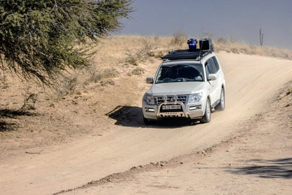 Slimline II Roof Rack for Mitsubishi Montero CK/BK LWB - by Front Runner