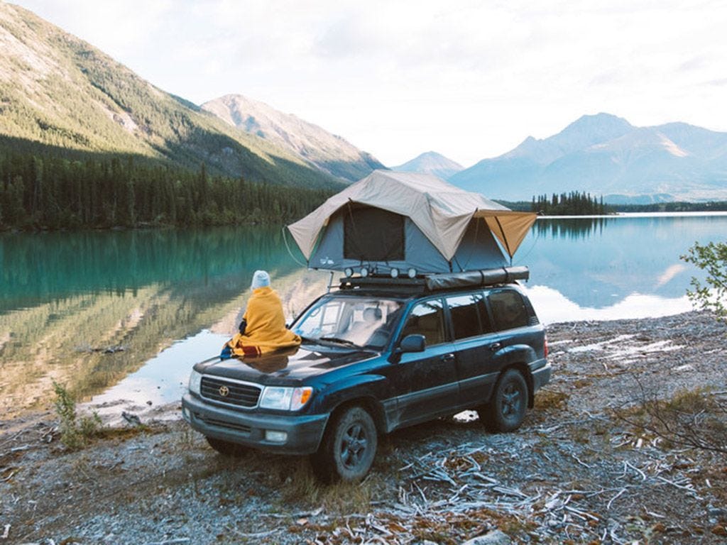 Toyota Land Cruiser 100/Lexus LX470 Slimline II Roof Rack Kit - by Front Runner