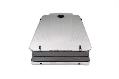 Front view of the Clam shell roof top tent