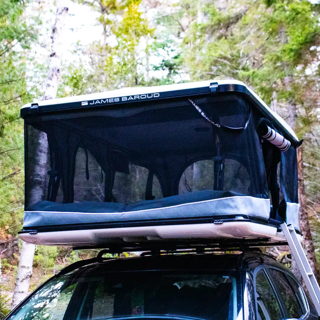 Front view of the high end roof top tent with 360° view